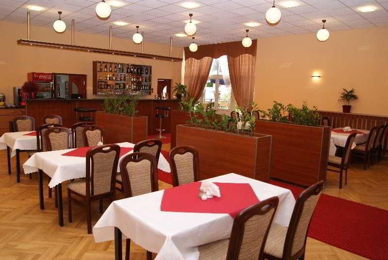 Bed and Breakfast Perla Lesna Nadarzyn Exterior foto
